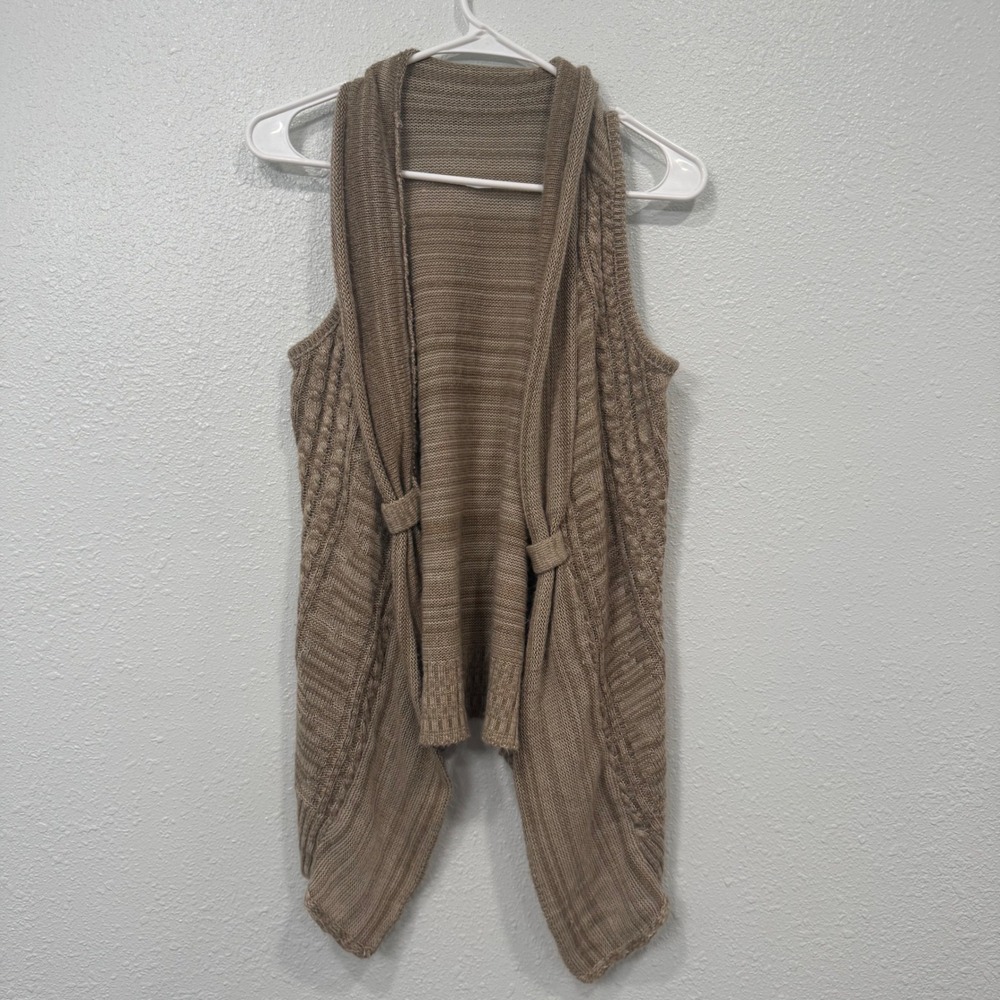 Maurices Womens XL Tan Marled Cable‎ Knit Open Front Sleeveless Cardigan Vest